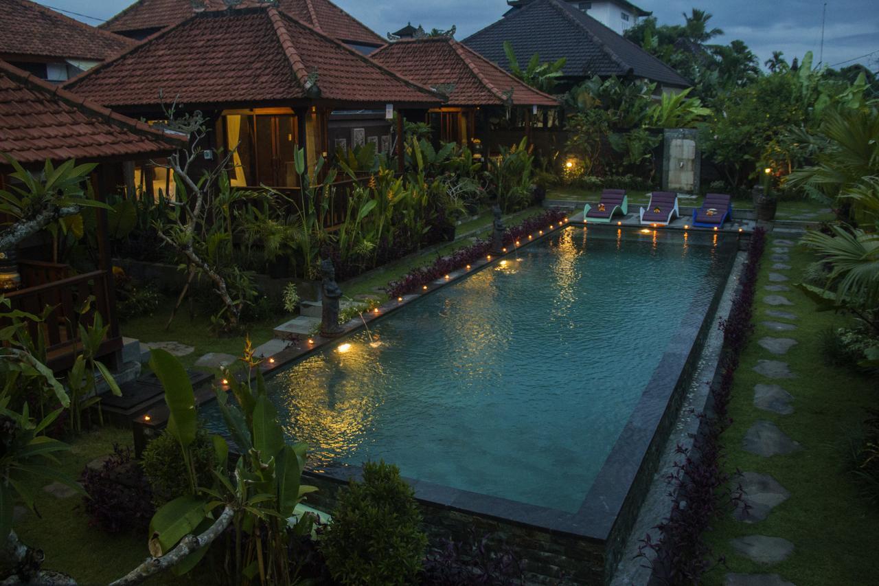 Ratna Villa 4 Ubud  Exterior photo
